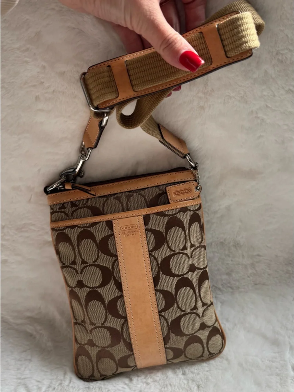 Coach Signature Crossbody Bag Y2K Brown Tan Mini Canvas Leather - Picture 2 of 4